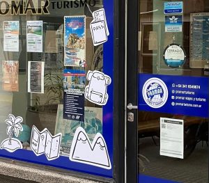 Una pionera del turismo cumple 70 años y apuesta al trato cara a cara