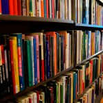 La “Noche de Librerías” vuelve a Rosario: habrá promociones y descuentos en la compra de libros
