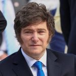 Pierde hasta en su terreno preferido: la imagen digital de Milei se desplomó 87% en X