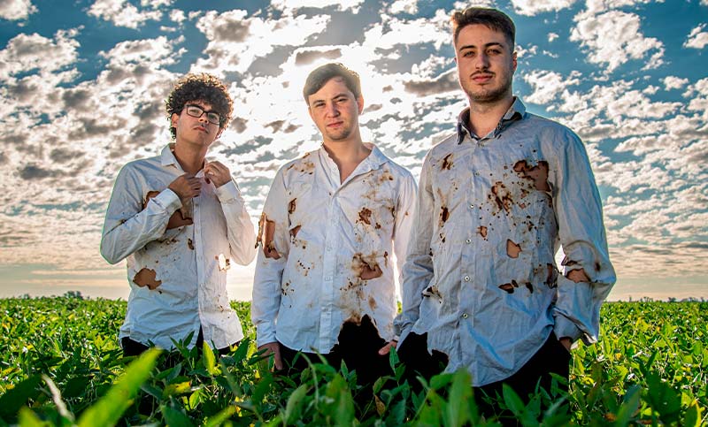 Con un sonido con el Rock como bandera, Ricos con Hambre lanzará su disco “Antes de Caer”