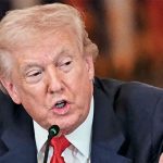 Trump le exige a Irán dejar de cobrar peaje a los petroleros que pasan por el estrecho de Ormuz