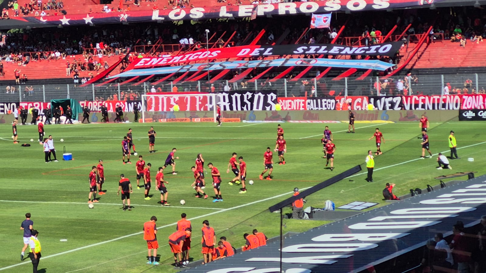 Equipos en cancha