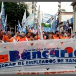 Movilización de Bancarios por el despido “sin causa” de un trabajador del Nación Servicios