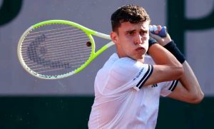 Batacazo de Cerúndolo en Roland Garros: eliminó número uno del mundo logrando el mayor triunfo de su carrera