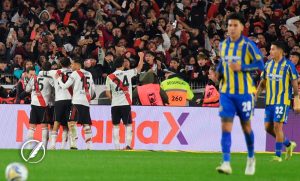 Central no pudo con River, cayó 1-0 y se despidió del Apertura