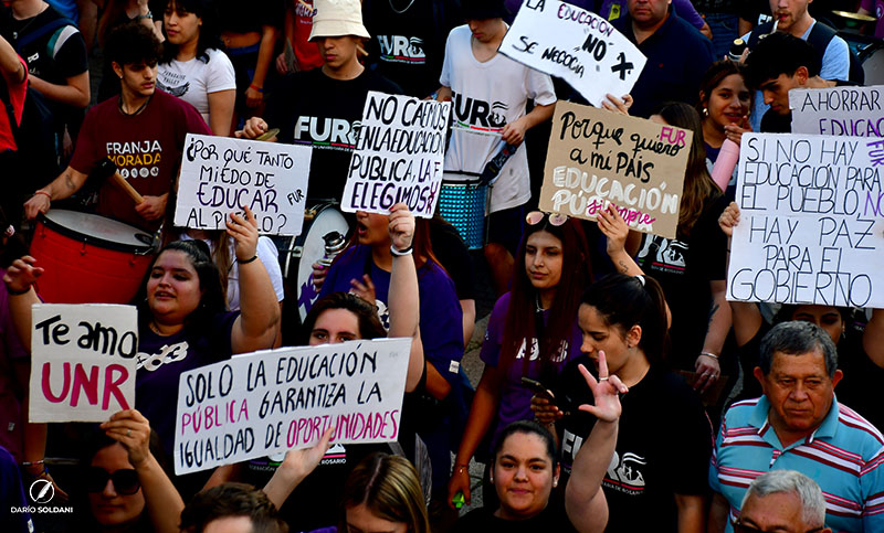 Rosario se adhiere a la Marcha Federal Universitaria del 12 de mayo en defensa de la educación, la universidad y la ciencia