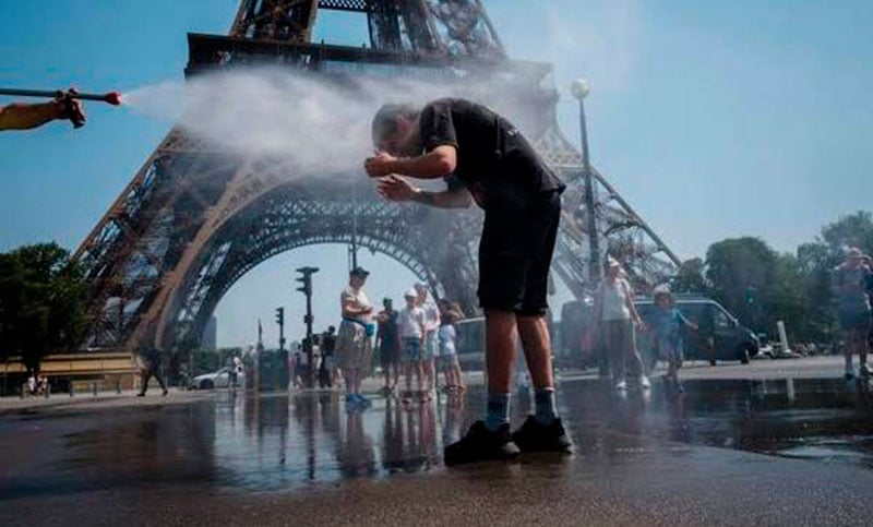 Alerta en Francia por ola de calor extremo: cierre de escuelas y advertencia por incendios forestales