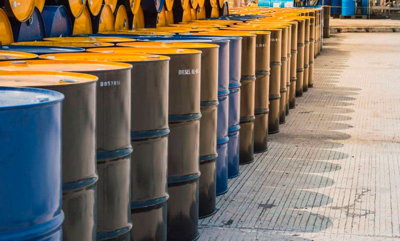 Tras probables acuerdos de paz en Medio Oriente, el petróleo perfora los US$90