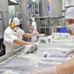 Los trabajadores de la alimentación acuerdan un aumento del 9 % y el pago de un bono extraordinario