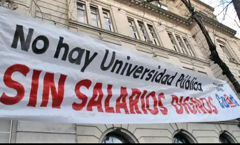 Los docentes universitarios inician protestas desde este miércoles por salarios y por la ley de financiamiento