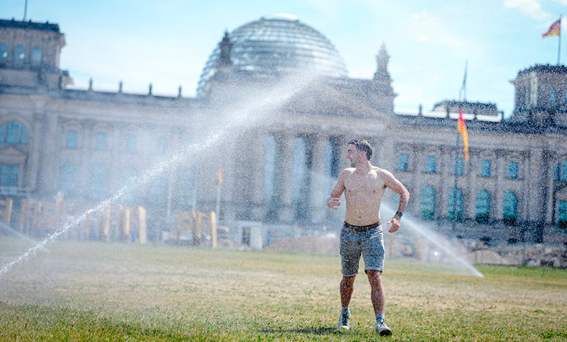 Según la OMS, la ola de calor extremo en Europa ya generó más de 1.300 muertes