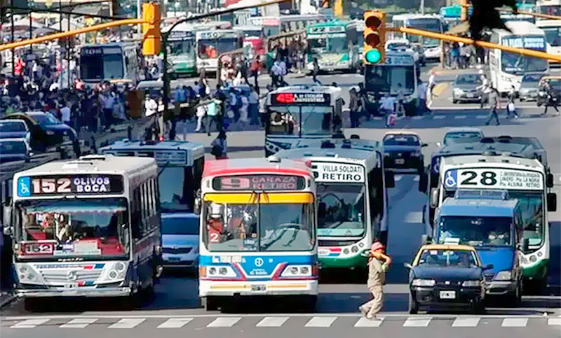 La UTA acuerda en larga distancia pero sigue trabada la paritaria del Área Metropolitana de Buenos Aires