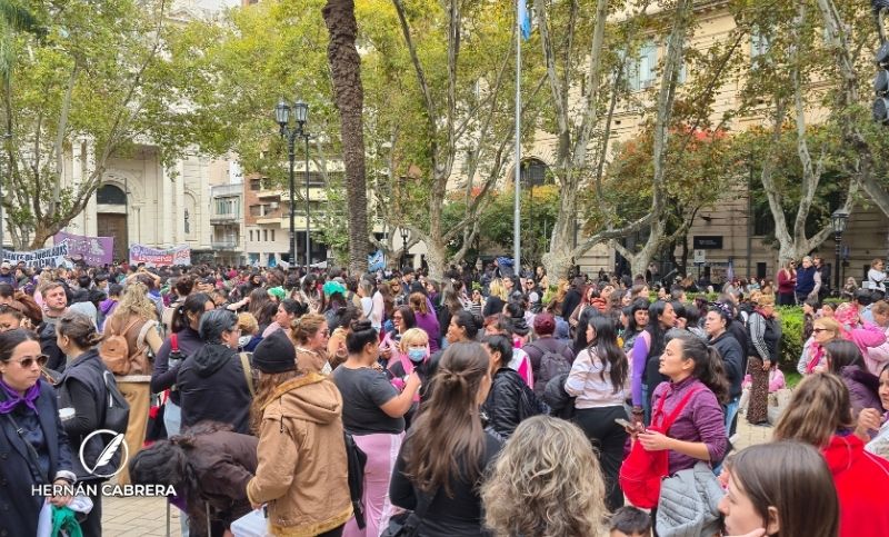 En un nuevo aniversario de ‘Ni Una Menos’, Rosario se movilizó contra la violencia de género
