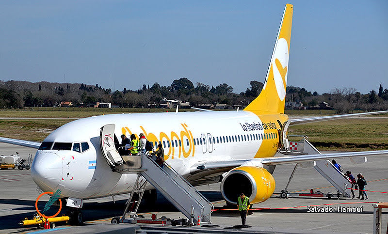Trabajadores despedidos de Flybondi denuncian falta de pago de indemnizaciones y retiros voluntarios