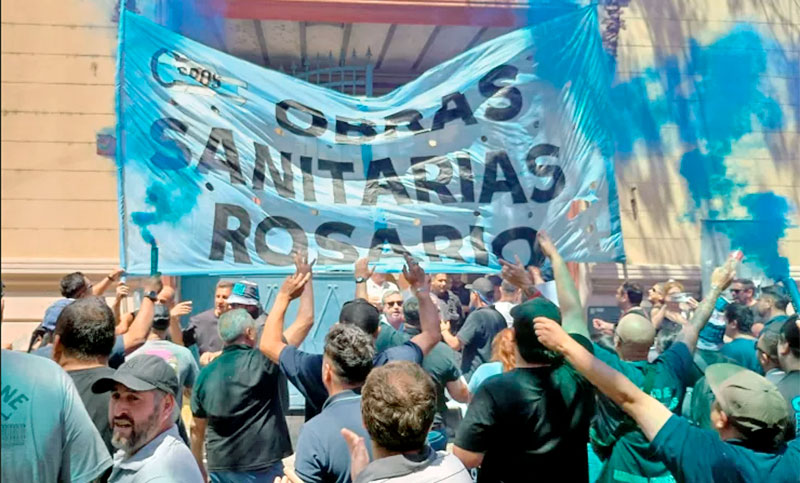 La caída del poder adquisitivo y la incertidumbre laboral profundizan la preocupación del Sindicato de Obras Sanitarias de Rosario