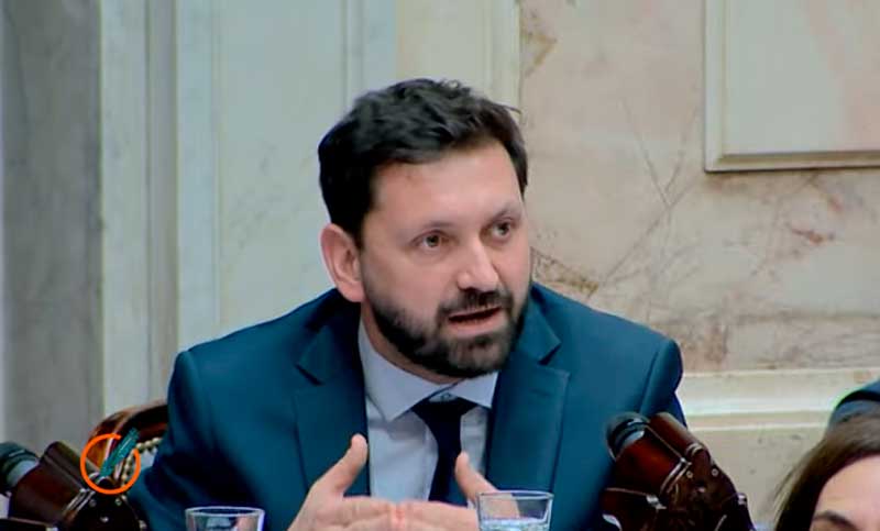 Juliano: «El Congreso no debe ser un buffet de abogados de corruptos, y esta claro quien es Adorni»