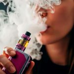 Impulsan en Rosario una prohibición del vapeo en bares y espacios cerrados: «No es menos nocivo que el cigarrillo»