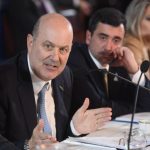 Comienza el debate de una nueva Ley de Sociedades que permitiría armar empresas con Inteligencia Artificial: Sturzenegger va al Congreso