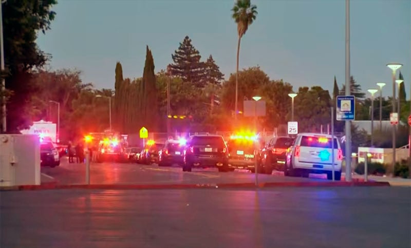 Un muerto y tres heridos tras un tiroteo al finalizar una ceremonia de graduación en California