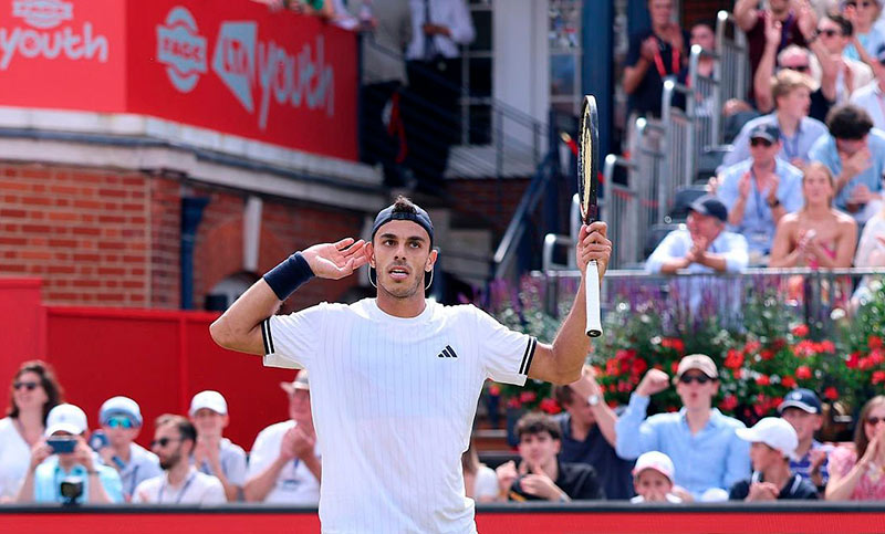 Cerúndolo le ganó un partidazo a Nakashima y se instaló en la final del ATP 500 de Queen’s