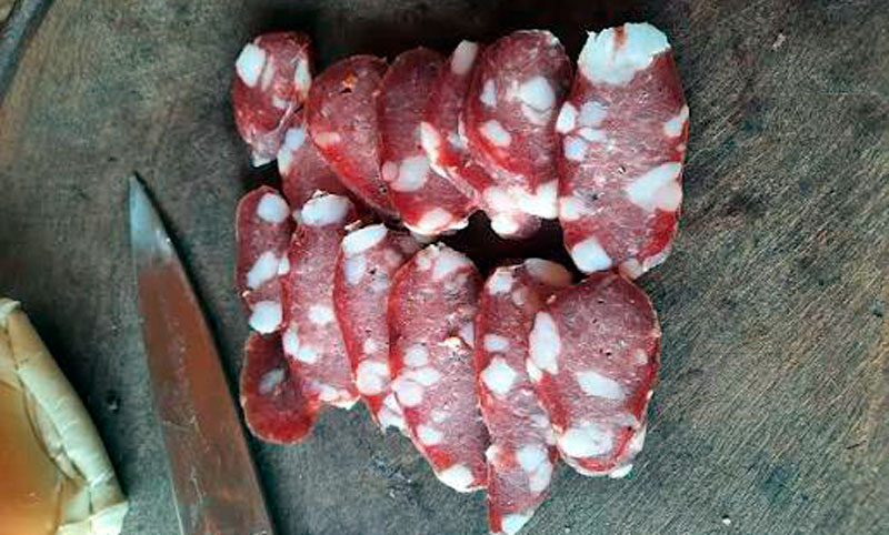 Confirman tres brotes de triquinosis en Córdoba y detectan 23 personas afectadas por consumo de carne de jabalí