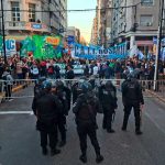 El contra-acto del 20 de junio: preparan una movilización para repudiar la visita de Milei a Rosario 