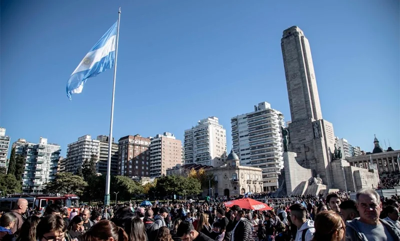 Rosario recibió 200 mil visitantes durante la Semana de la Bandera y generó un impacto económico superior a los $3.600 millones