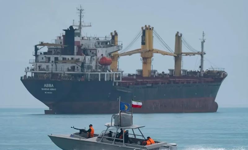 Irán cierra Ormuz por ataques israelíes en Líbano y acusa a EE.UU. de “romper el pacto”