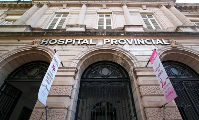 Un adolescente fue herido de un disparo en la mano cuando intentaba vender una gorra