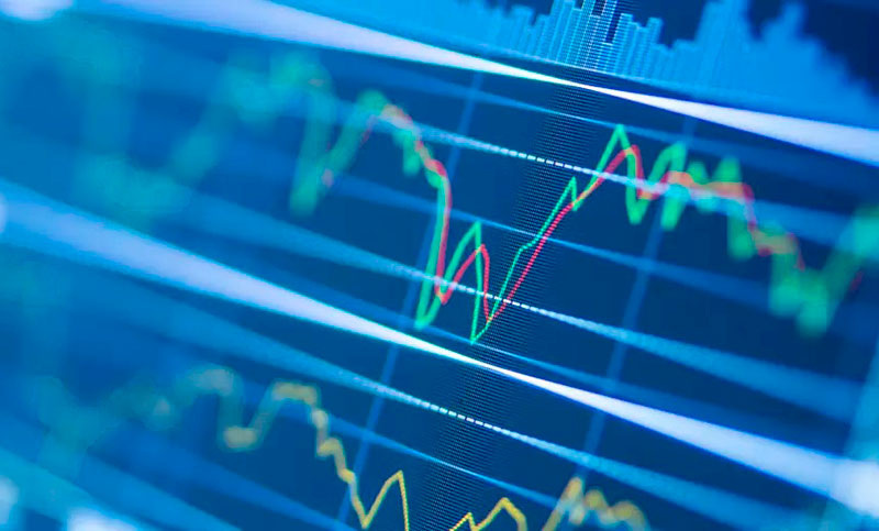 Tras la presentación del programa financiero, subieron las acciones y el riesgo país baja a mínimos históricos