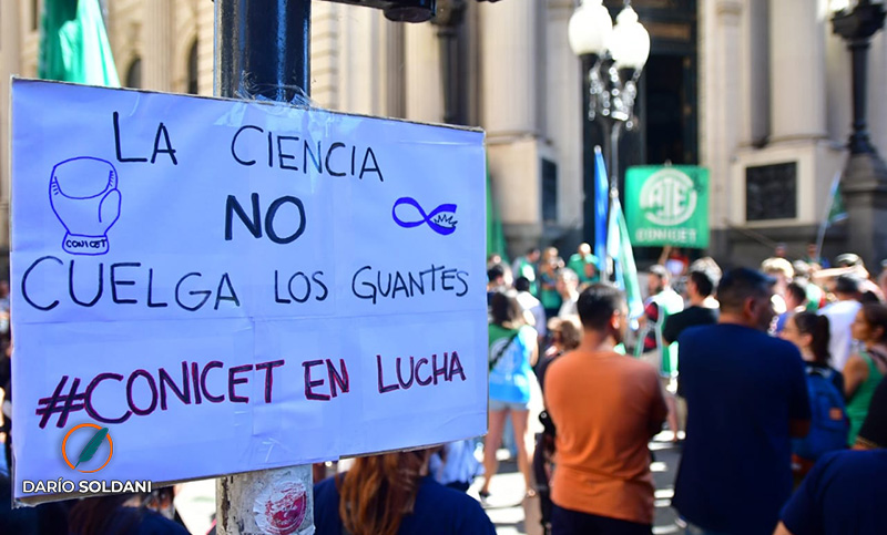 Conicet Santa Fe advirtió por la crisis científica: «Se está rifando el futuro del país»