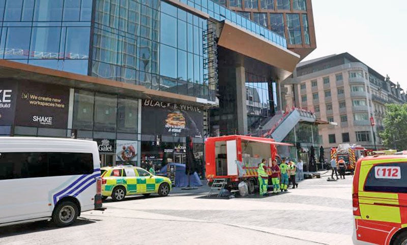 Varios muertos tras un incendio en el edificio de Oxy en Bruselas: «Seis personas siguen desaparecidas».