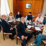 El Gobierno y unos días con fuerte actividad política: gobernadores, tropa libertaria y reforma del Banco Central, ejes principales