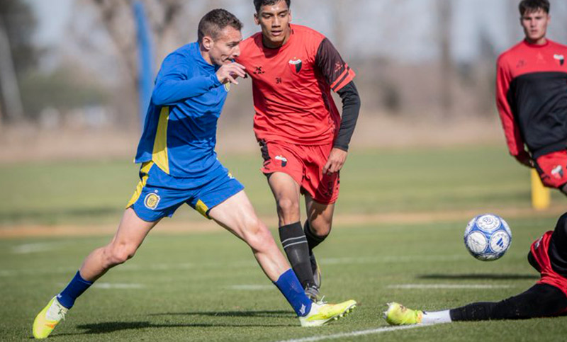 Pretemporada Canalla: el elenco de Almirón jugó un amistoso ante Colón