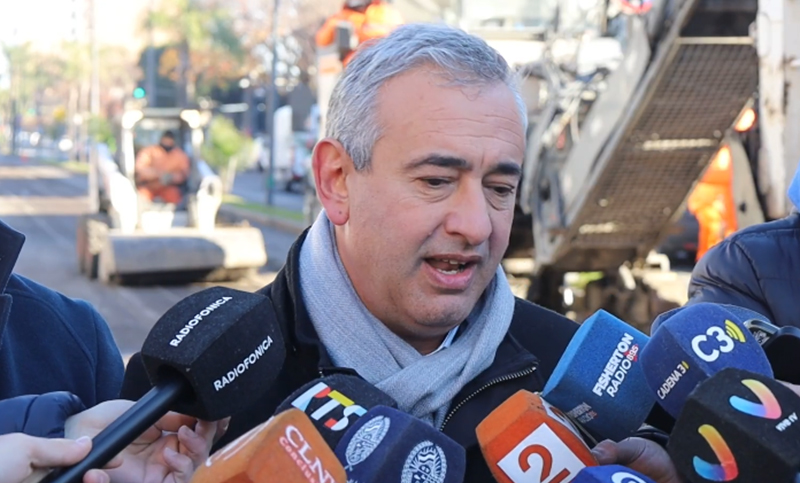 Javkin: “El país está viviendo un momento muy difícil en materia de consumo, Rosario tiene que meterle más que nunca”