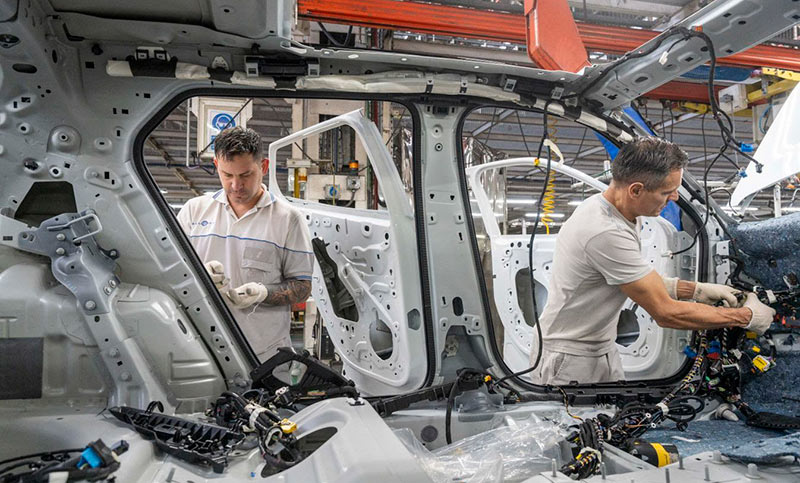 La producción automotriz cayó 18,3% interanual en el primer semestre y el sector profundiza su contracción