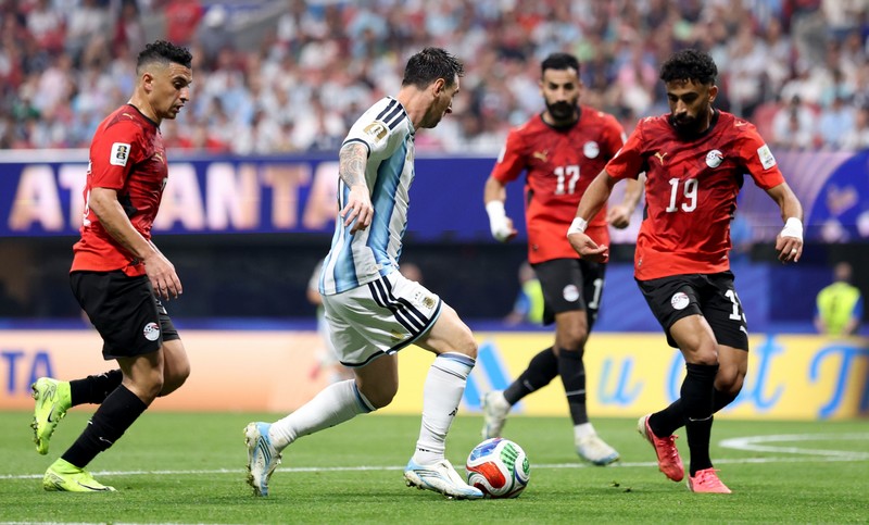 Primero Romero y después Messi, Argentina logró lo imposible y empata con Egipto 2-2