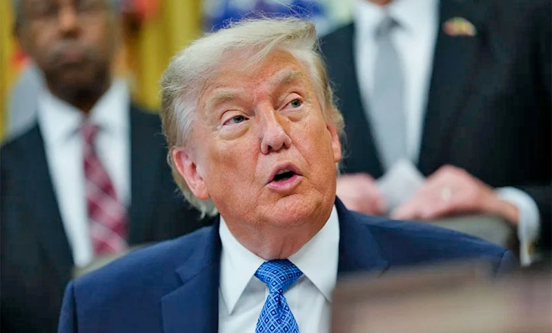 Trump afirma que Irán comprará alimentos a Estados Unidos y Teherán lo niega