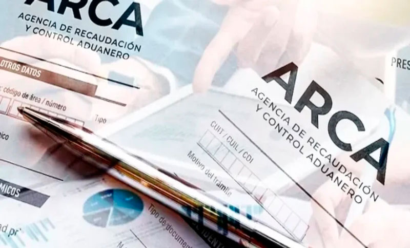 Arca: la recaudación tributaria volvió a caer en términos reales cerca del 8% en junio