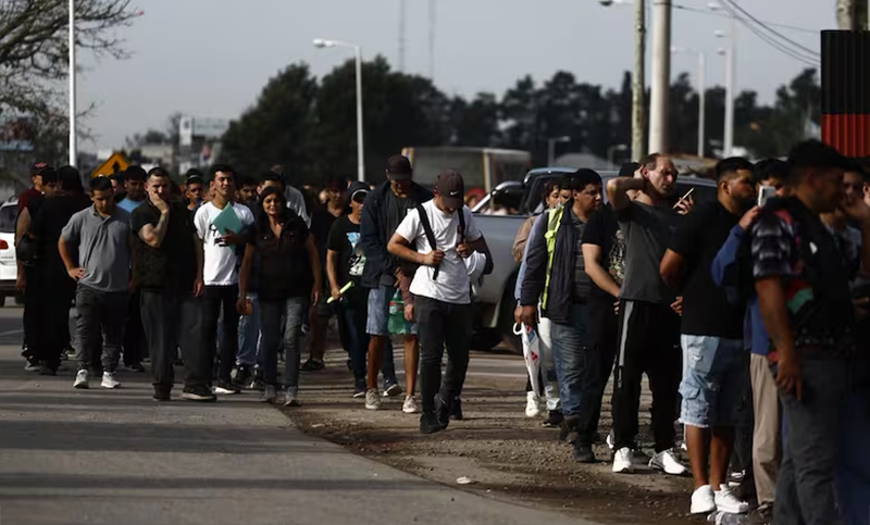 Registran un grave crecimiento del desempleo y la informalidad en Argentina en los últimos dos años