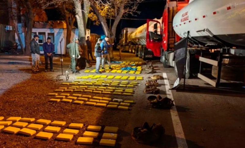 Secuestraron casi 400 kilos de cocaína ocultos en camiones cisterna sobre la ruta 34