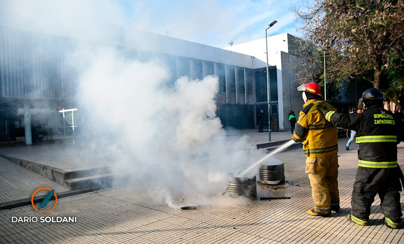 Simulacro de evacuación en el Distrito Noroeste: advierten por el aumento de las emergencias en Rosario