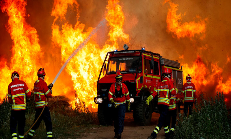 Europa sufre una ola de incendios propagados por altas temperaturas: hay miles de evacuados
