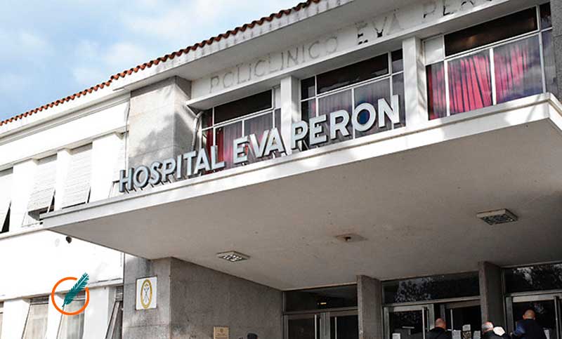 Una joven pelea por su vida tras caer por una escalera durante el partido de Argentina