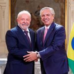 Alberto Fernández cruzó a Milei: “Insultar al presidente de un país hermano no tiene perdón”