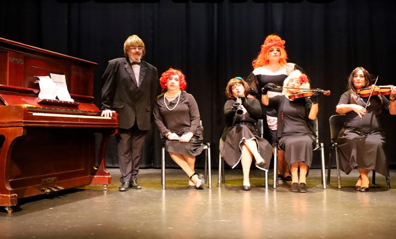 Crítica social y humor negro con Las Reinas del Ritmo en el teatro de AEC