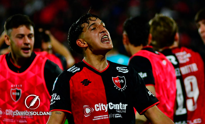 Mazzantti sacude la red y Newell’s derrota a Riestra por 12 a 0
