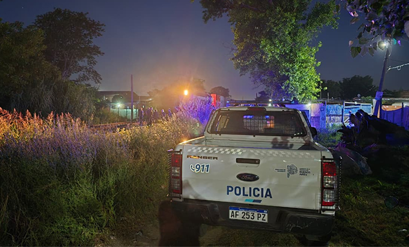 San Nicolás: lo buscaban desde hace días y apareció enterrado en el patio de su pareja