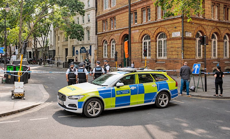 Una mujer fue arrestada tras un apuñalamiento a cuatro hombres en pleno centro de Londres