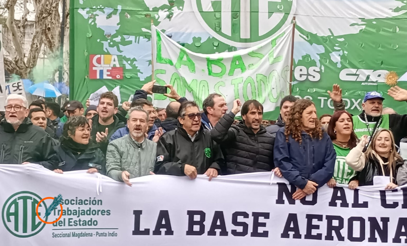 ATE realizó un paro total y se movilizó contra el cierre de la Base Aeronaval Punta Indio